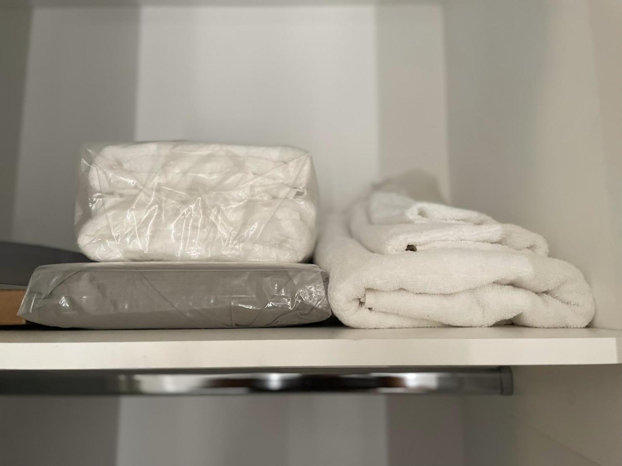 Relaxing 1-Bed Flat In Salford With Street Parking Apartment แมนเชสเตอร์ ภายนอก รูปภาพ